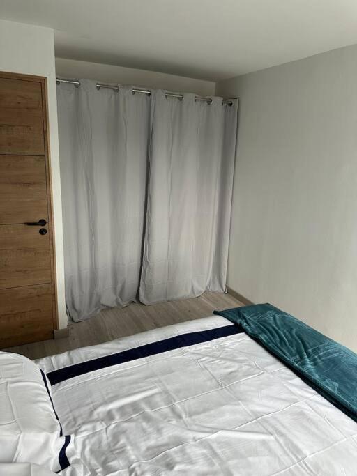 Appart 4 Pers Plage Vue Mer Calais Zewnętrze zdjęcie
